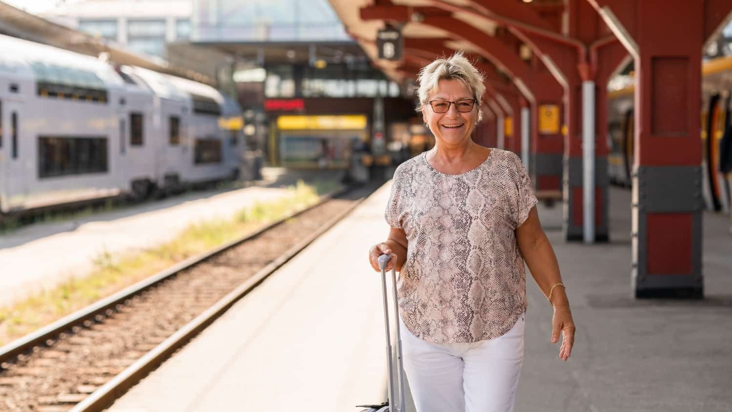 Mujeres solteras mayores de 60 años ¿ Cuáles son los mejores lugares para  jubilarse? - Kambiopositivo